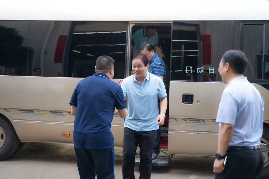 衡陽市委副書記、市長(zhǎng)朱健一行赴朝陽集團(tuán)進(jìn)行考察